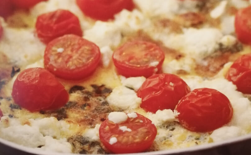 Bylinková omeleta s kozím sýrem