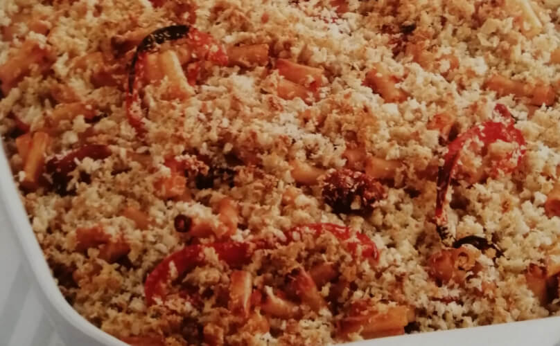 Zapečené makarony se šunkou a paprikou