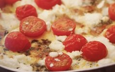 Bylinková omeleta s kozím sýrem